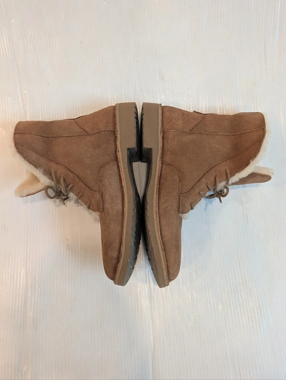 UGG quincy suede